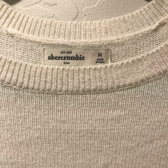 Abrecrombie kids sweater - Picture 2 of 3